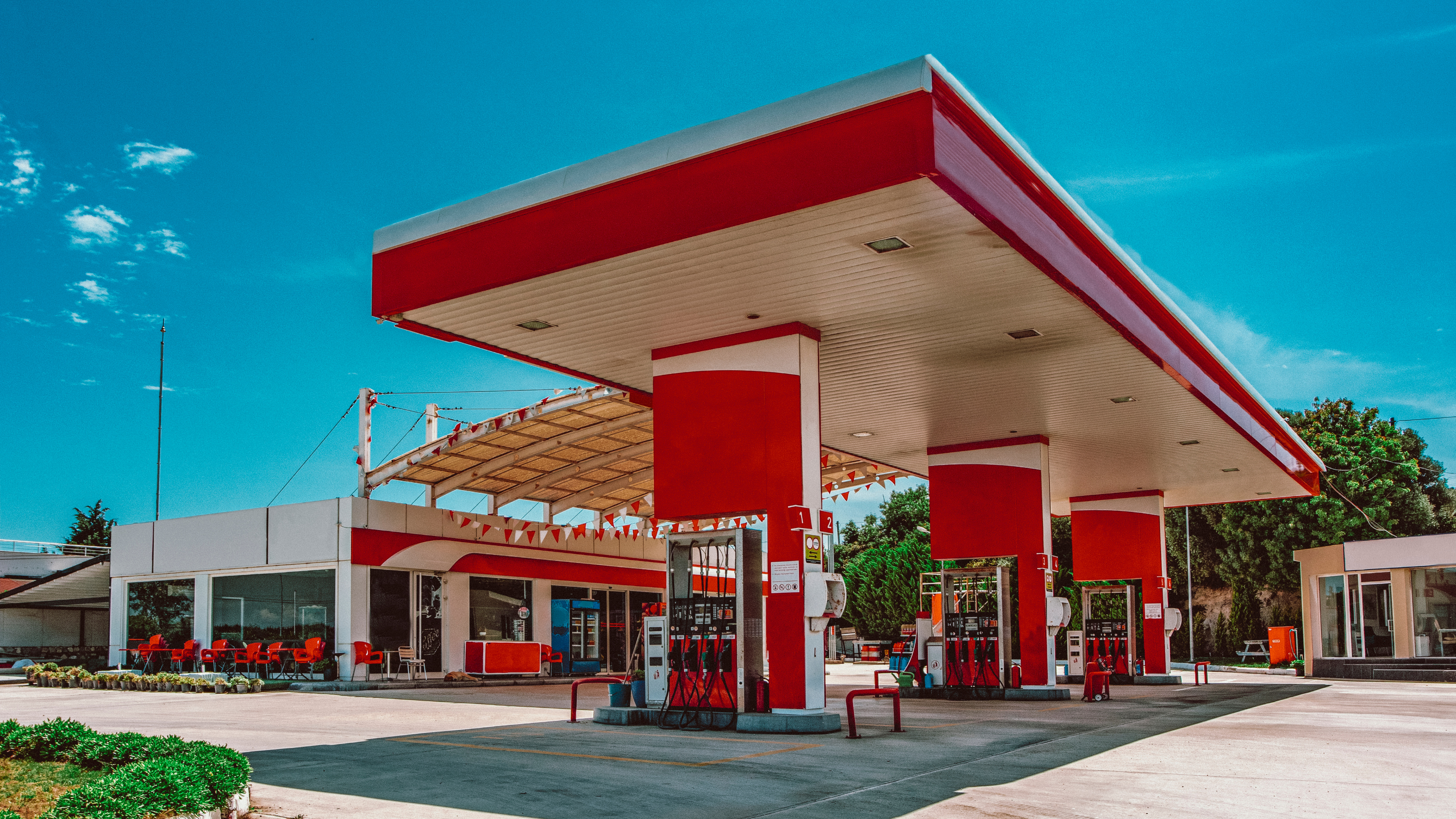 How BAZ Delivered $6.5M in Annual Telecom Savings for a 1,000-Location Travel Services Enterprise